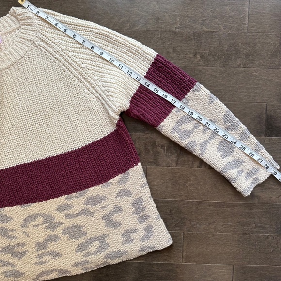 Pink Lily Chunky Oversized Cheetah Sweater Cream Burgundy Cozy‎ Cotton blend  SM - Picture 8 of 9